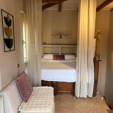 κτήμα παππά ρετιρέ Apartmán *
